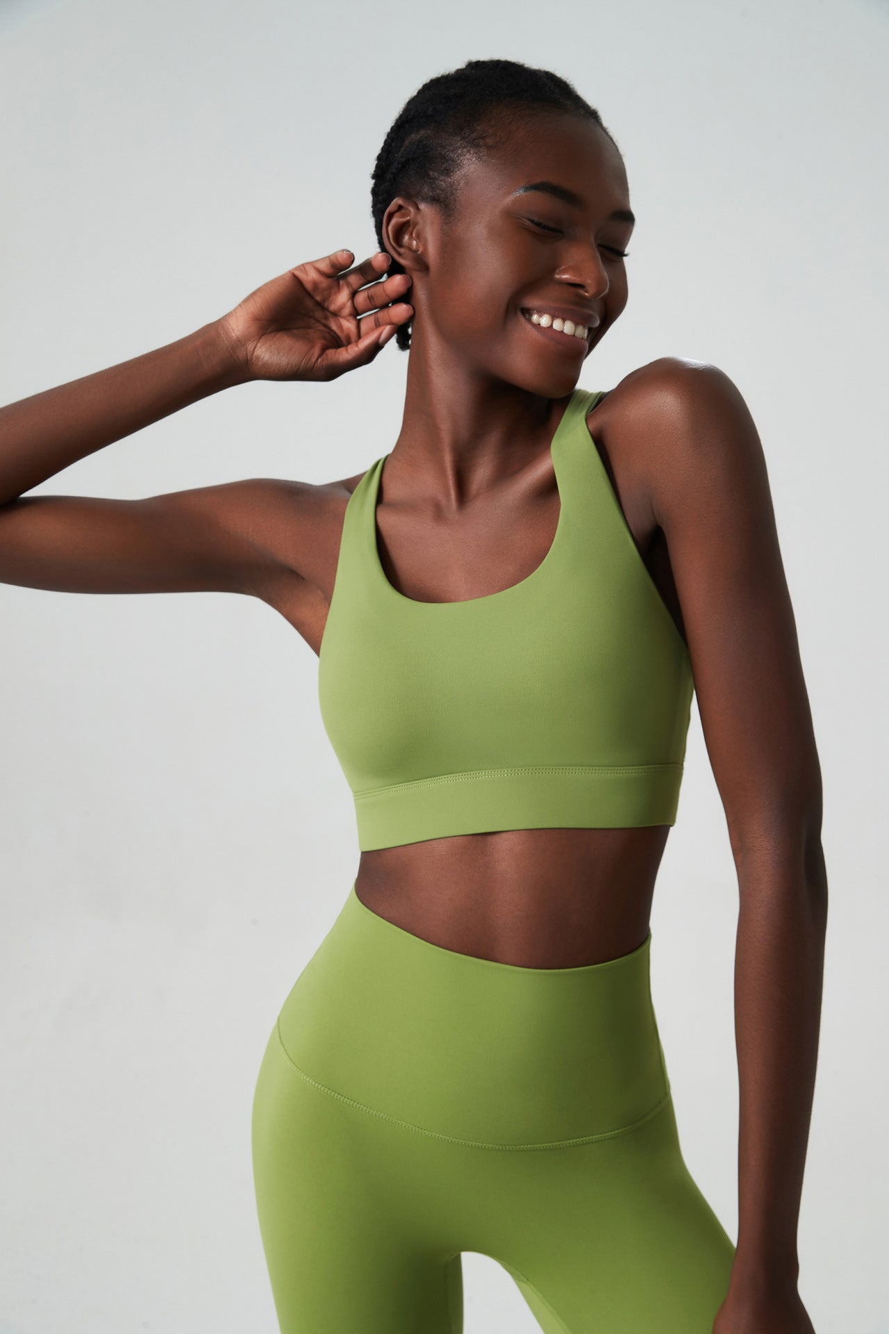 High-Impact Solid Color Sports Bra Green 2